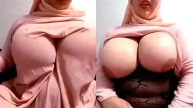 Hijab Viral Toket Balon Dientot Brutal Panas poster