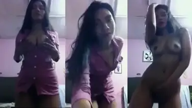 Pulang Kerja Cewek Joget Bugil Sange Berat Panas WOT poster