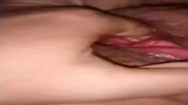 Tante Janda Cantik Pasrah Goyang Kasur Crot poster