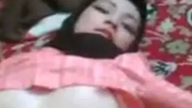 Ukhti Hijab Cantik Pasrah Goyang Kasur 2026 poster