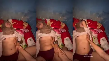Ukhti Hijab Cantik Pasrah Goyang Kasur Hot poster