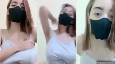 UrBaby Toket Bulat Gede Bikin Ngaceng Visual Sempurna poster
